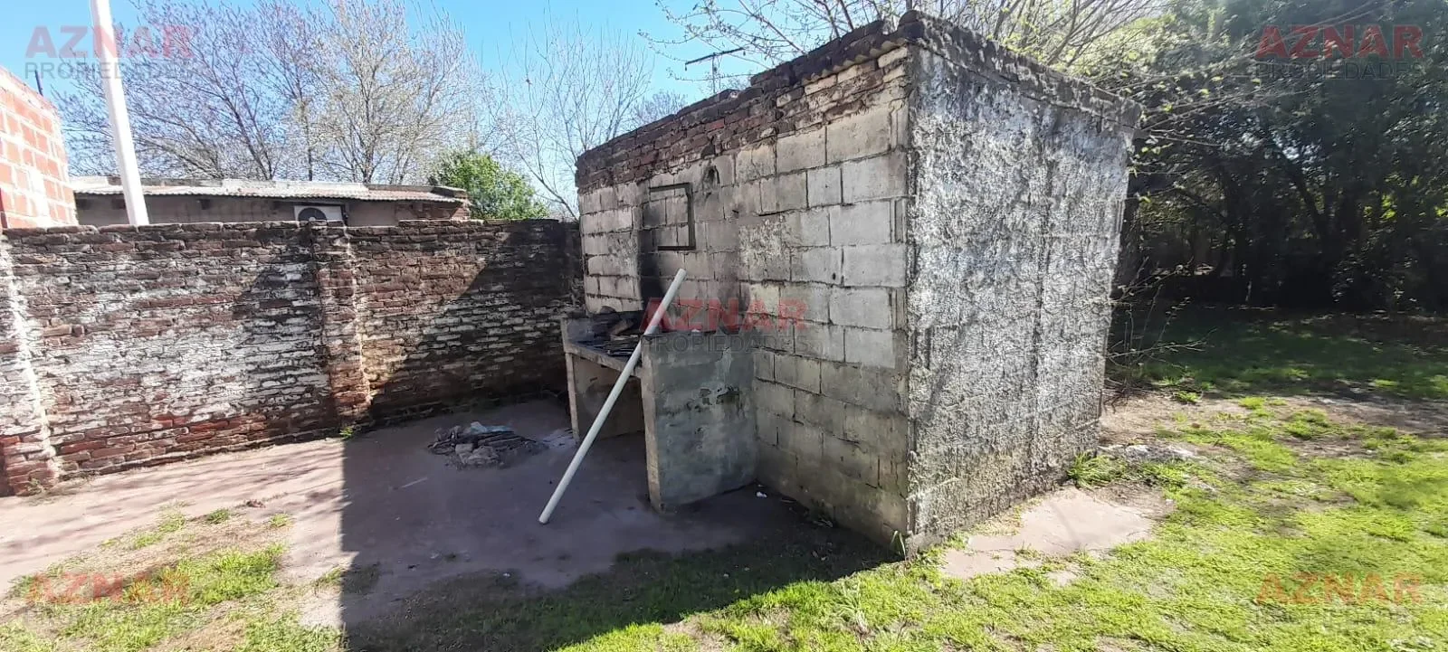 Casa en venta en Moreno Nº 2272 e/ Olavarria y Junin
