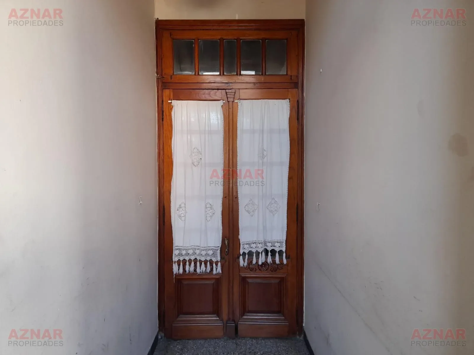 Local con vivienda en venta en Rivadavia Nº1464 e/ Brown y Lavalle