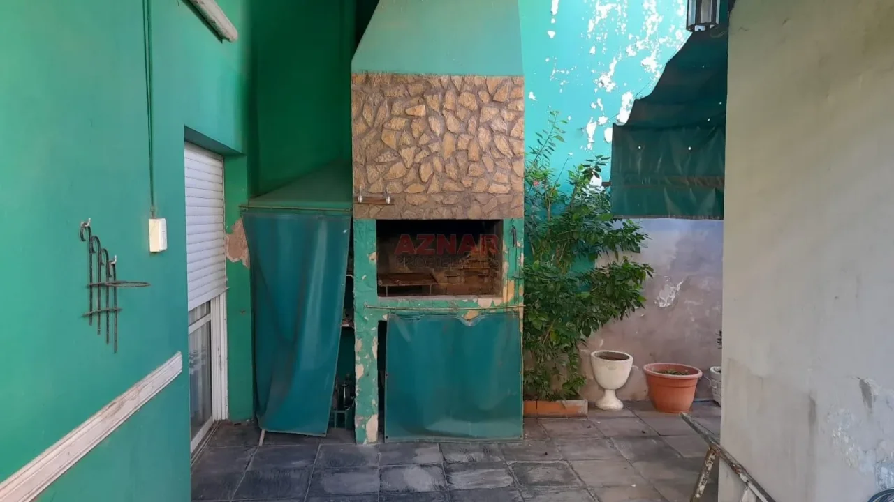 Local con vivienda en venta en Rivadavia Nº1464 e/ Brown y Lavalle