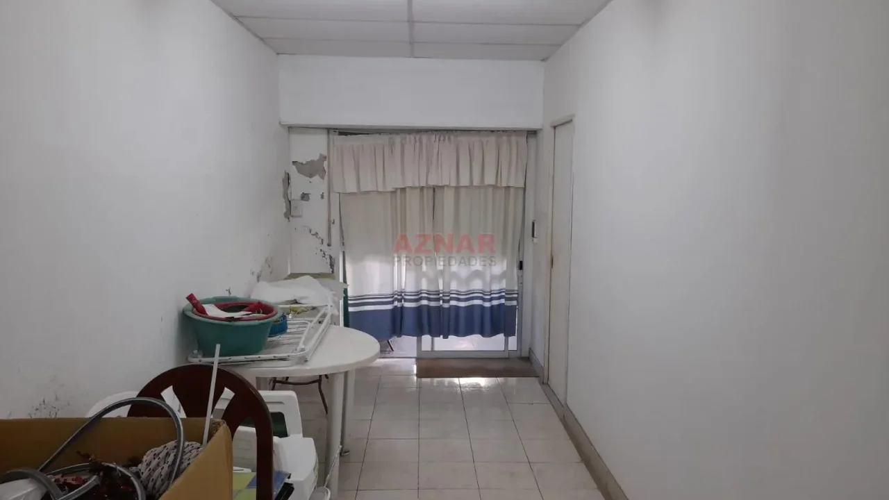 Local con vivienda en venta en Rivadavia Nº1464 e/ Brown y Lavalle