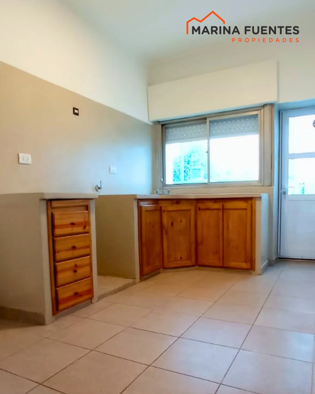 EN ALQUILER ➡️ DEPARTAMENTO EN PLANTA ALTA