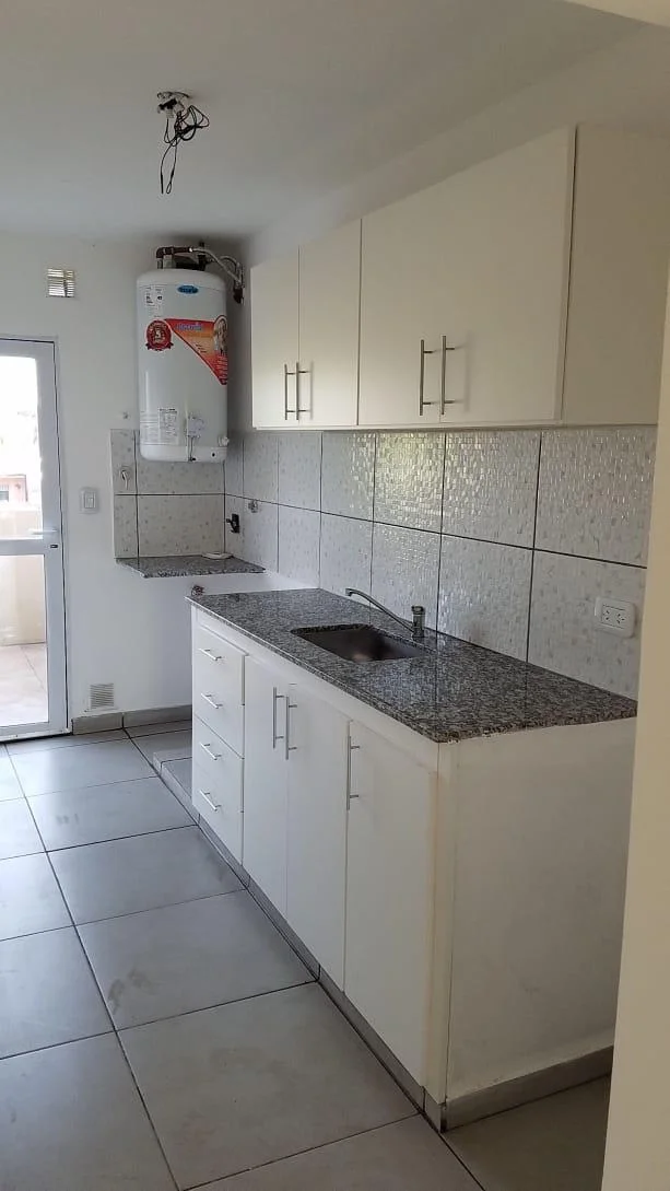 DEPTO EN VENTA | RIVADAVIA Y GIACINTI | BRAGADO