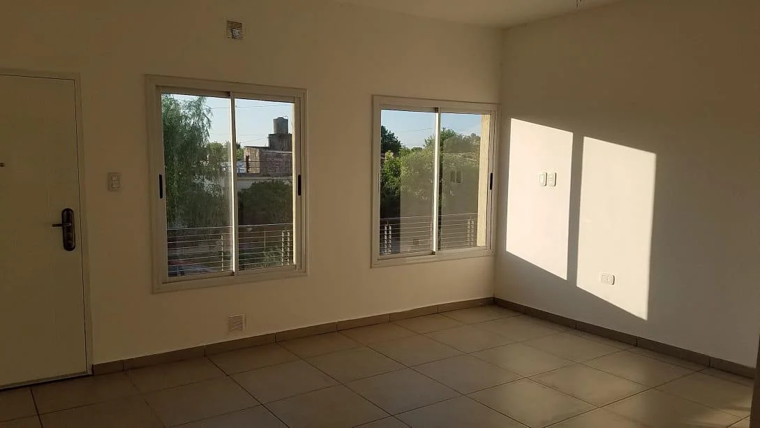 DEPTO EN VENTA | RIVADAVIA Y GIACINTI | BRAGADO