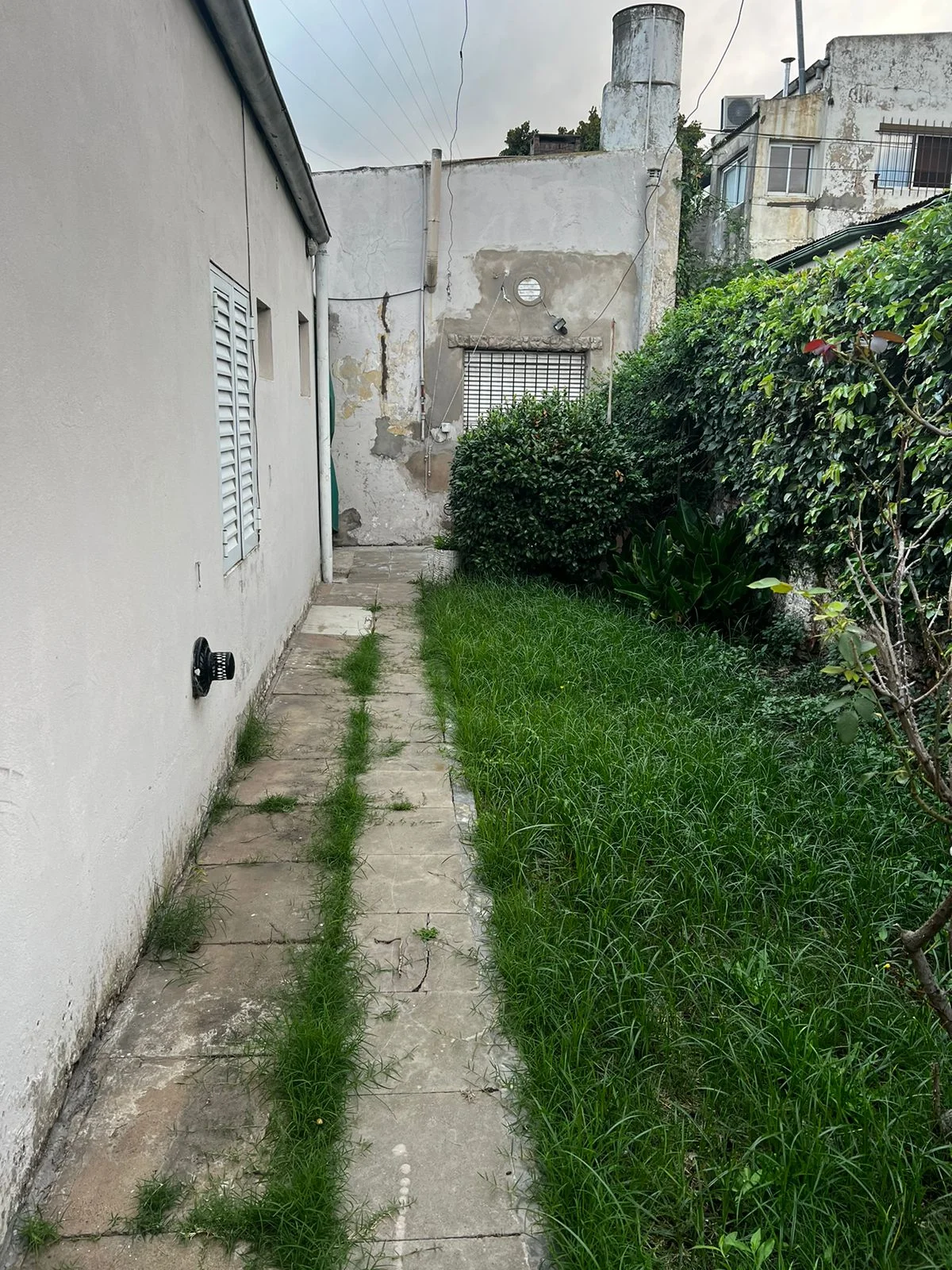 CASA CON LOCAL | RIVADAVIA AL 1500 | BRAGADO