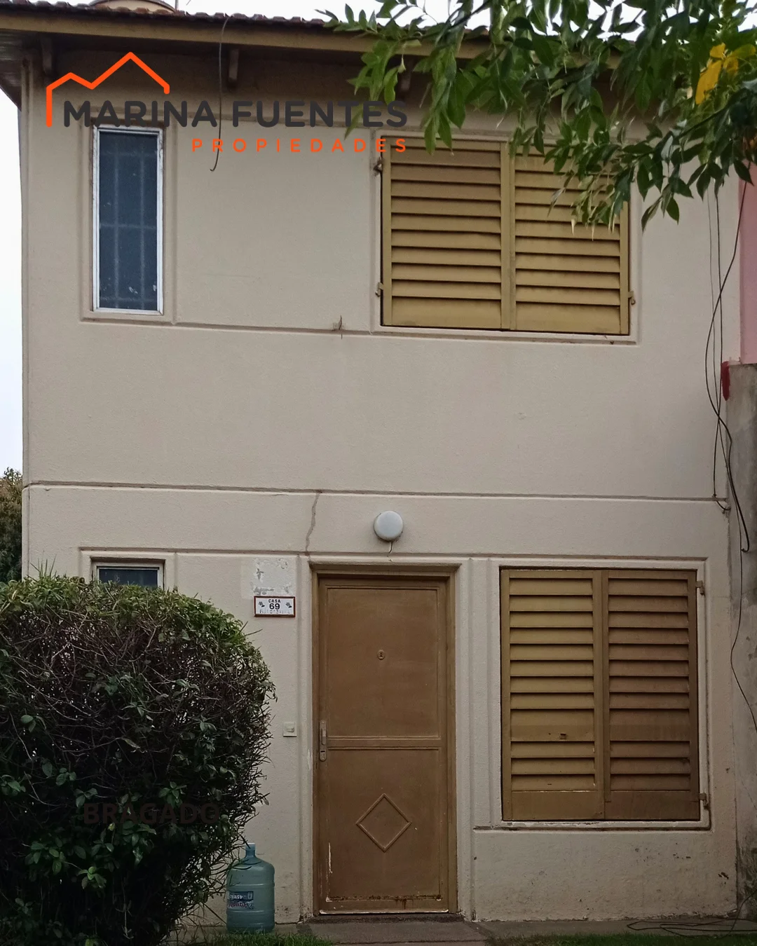 EN VENTA ➡️ CASA DE BARRIO