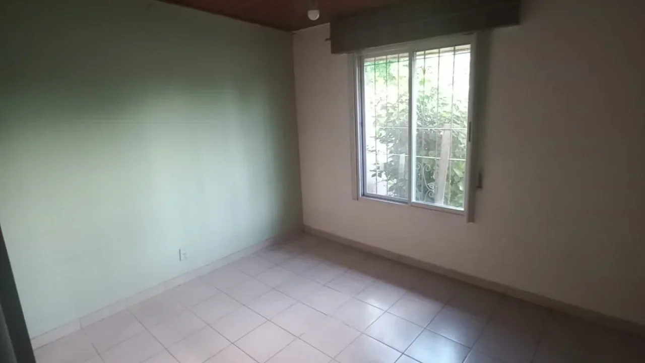 CASA EN VENTA | ENTRE CONESA Y 12 DE OCTUBRE | BRAGADO