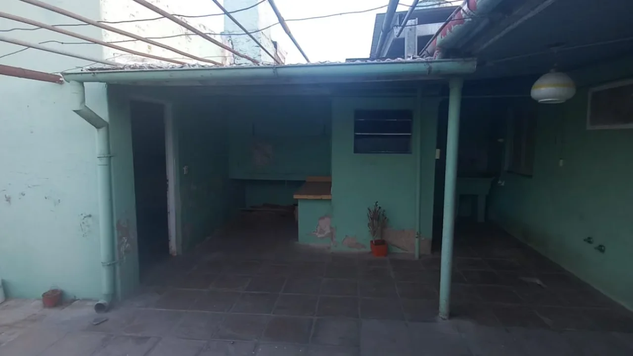 CASA EN VENTA | ENTRE CONESA Y 12 DE OCTUBRE | BRAGADO